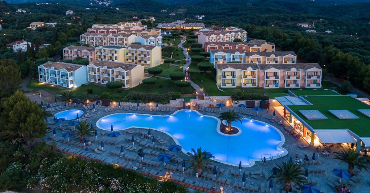 Mareblue Beach Ájos Spyrídon Eksteriør bilde